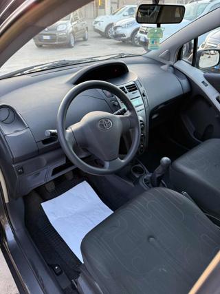 TOYOTA Yaris usata, con Climatizzatore