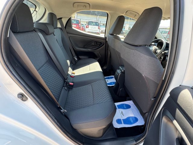 TOYOTA Yaris usata, con Volante multifunzione