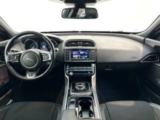 JAGUAR XE usata, con Boardcomputer