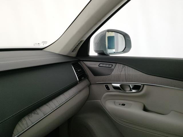 VOLVO XC90 usata, con Luci diurne LED