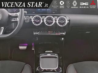 MERCEDES-BENZ CLA 200 usata, con Chiusura centralizzata