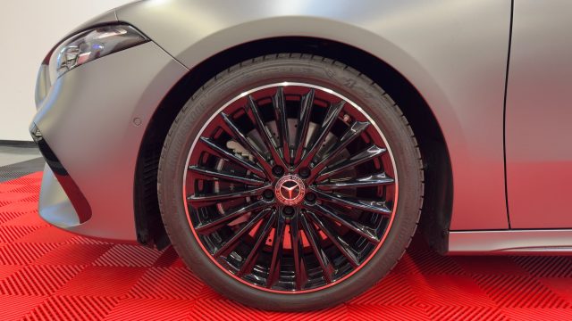 MERCEDES-BENZ A 250 usata, con Chiusura centralizzata