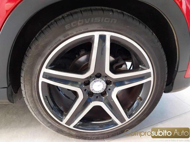 MERCEDES-BENZ GLA 200 usata 32