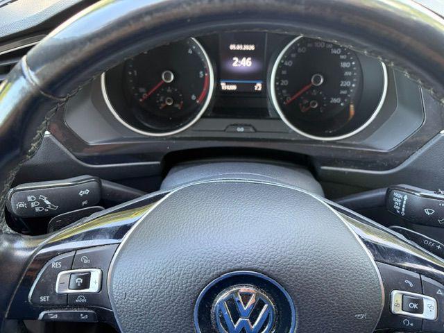 VOLKSWAGEN Tiguan usata, con Autoradio