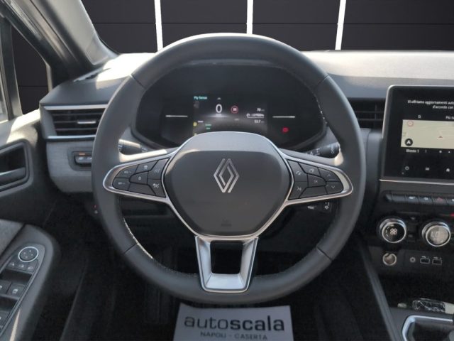 RENAULT Clio usata, con Sistema di navigazione