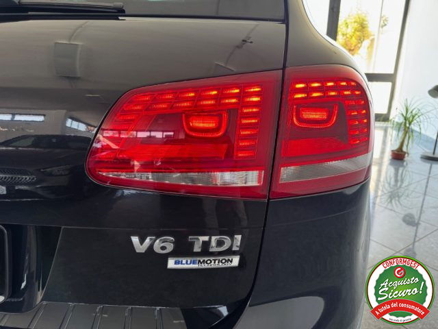 VOLKSWAGEN Touareg usata, con Sedili riscaldati