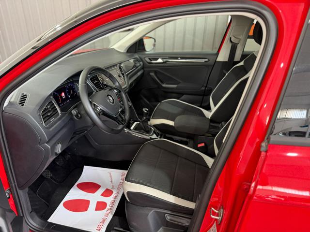 VOLKSWAGEN T-Roc usata, con Specchietti laterali elettrici