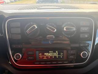 VOLKSWAGEN up! usata, con Isofix