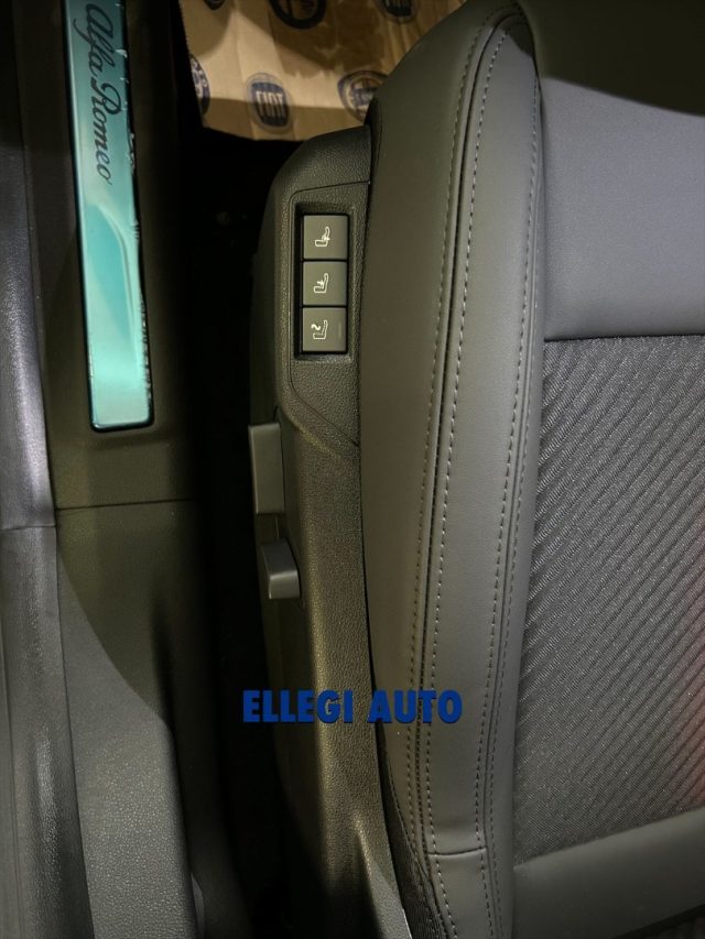 ALFA ROMEO Junior usata, con Regolazione elettrica sedili