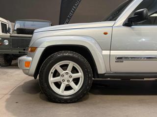 JEEP Cherokee usata, con Autoradio