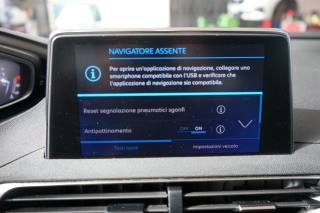 PEUGEOT 3008 usata, con Boardcomputer