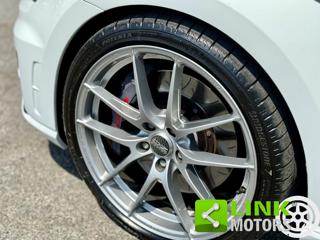 VOLKSWAGEN Golf R usata, con Touch screen