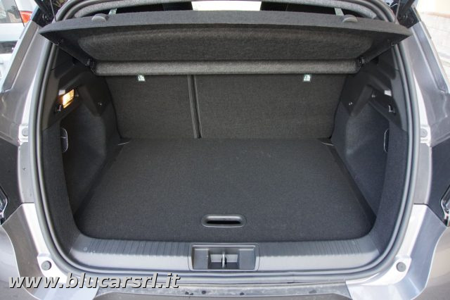 RENAULT Captur usata, con Sedile posteriore sdoppiato