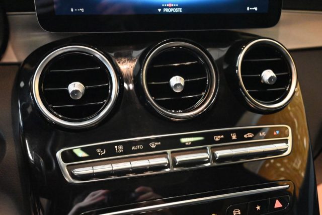 MERCEDES-BENZ GLC 300 usata 50