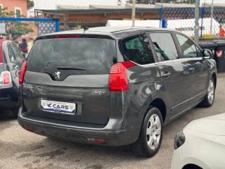 PEUGEOT 5008 usata, con Airbag Passeggero