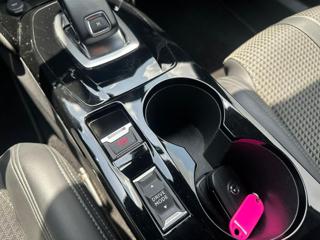 PEUGEOT 2008 usata, con Specchietti laterali elettrici