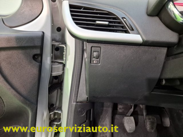 PEUGEOT 207 usata, con Specchietti laterali elettrici