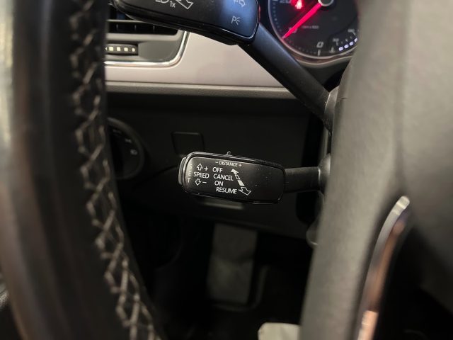 SEAT Leon usata, con Fari LED