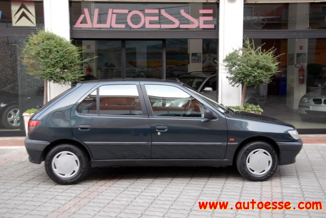 PEUGEOT 306 usata 1
