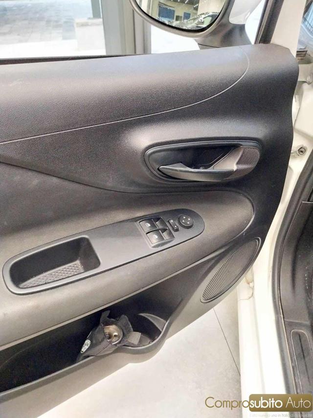 FIAT Punto usata 16