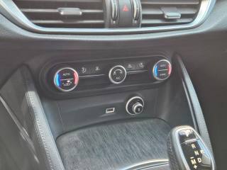 ALFA ROMEO Stelvio usata, con Touch screen