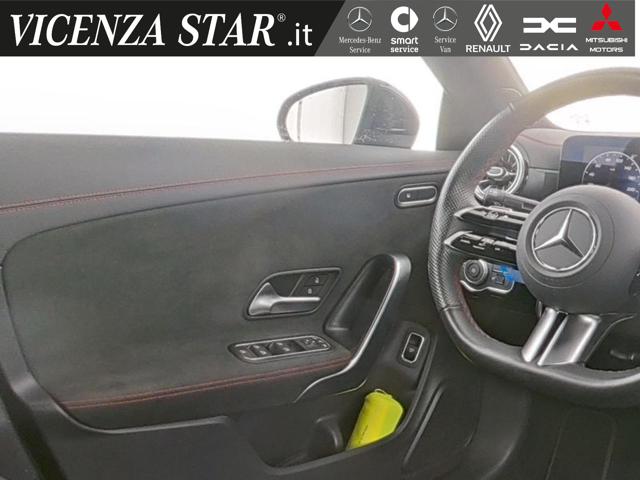 MERCEDES-BENZ CLA 200 usata, con Controllo automatico clima