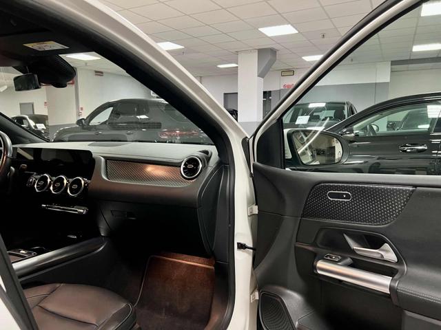 MERCEDES-BENZ B 250 usata, con Autoradio