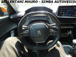 PEUGEOT 2008 usata, con Sistema di navigazione