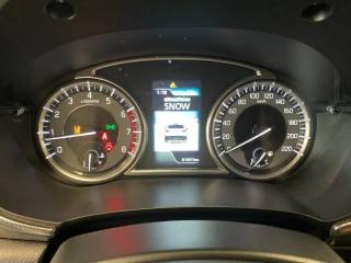 SUZUKI Vitara usata, con Park Distance Control