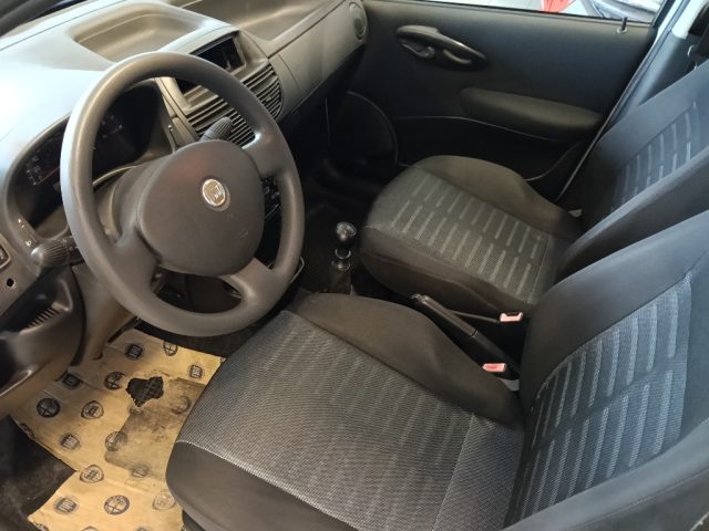 FIAT Punto usata 18