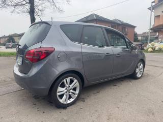 OPEL Meriva usata, con Airbag