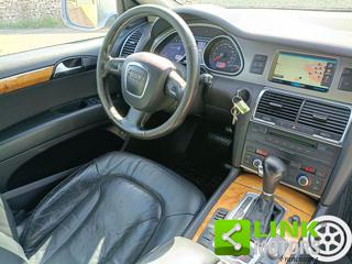 AUDI Q7 usata, con Isofix