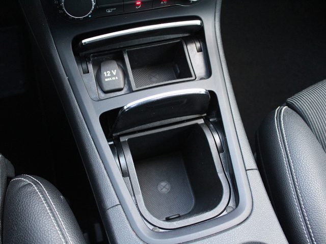MERCEDES-BENZ B 180 usata, con Monitoraggio pressione pneumatici