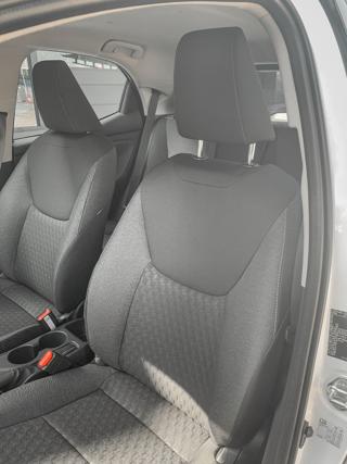 TOYOTA Yaris usata, con Controllo automatico clima