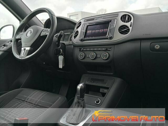 VOLKSWAGEN Tiguan usata, con Airbag