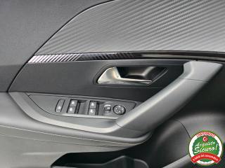 PEUGEOT 2008 usata, con USB