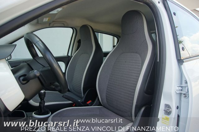 RENAULT Twingo usata, con Autoradio