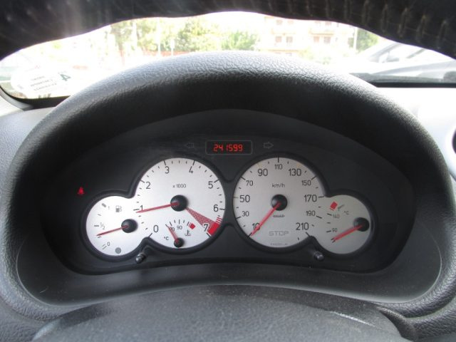 PEUGEOT 206 usata, con Climatizzatore