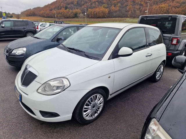 LANCIA Ypsilon usata, con Airbag