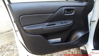 MITSUBISHI L200 usata 93