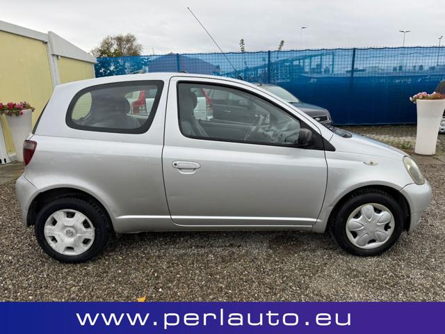 TOYOTA Yaris usata, con Alzacristalli elettrici