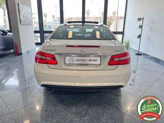 MERCEDES-BENZ E 220 usata, con Alzacristalli elettrici