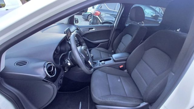 MERCEDES-BENZ B 200 usata, con Climatizzatore