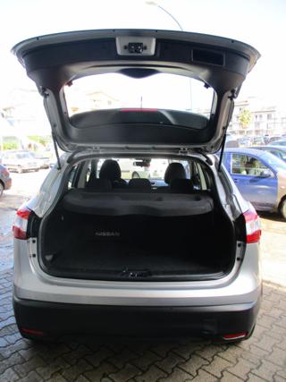 NISSAN Qashqai usata, con Boardcomputer