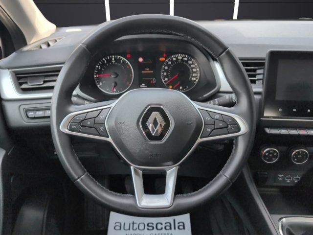 RENAULT Captur usata, con USB