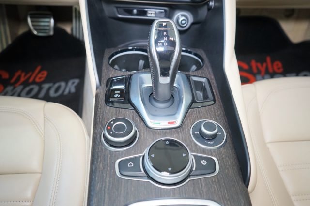 ALFA ROMEO Giulia usata, con Controllo trazione