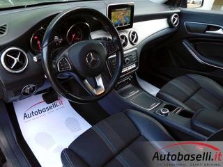 MERCEDES-BENZ CLA 200 usata, con Airbag