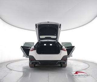 BMW i4 usata 6