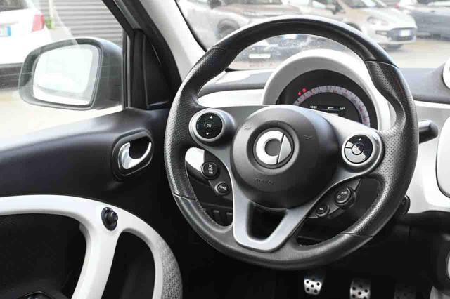SMART ForFour usata, con Hill holder