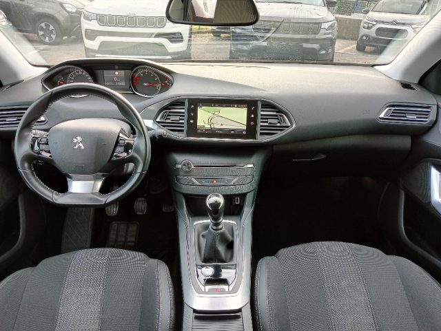 PEUGEOT 308 usata, con Controllo automatico clima